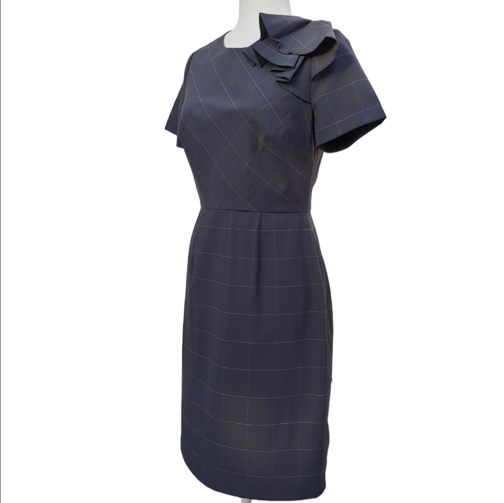 Banana Republic Classic Wool Plaid Shift Dress in Grey Multi Women's size 2